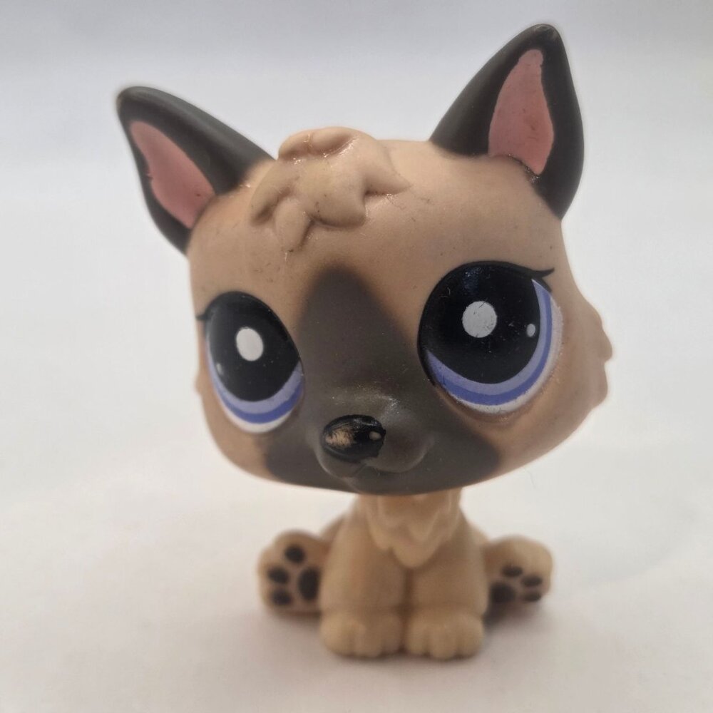 Littlest Pet Shop LPS Cat Figure Tan Brown Blue Eyes Small Collectible Toy